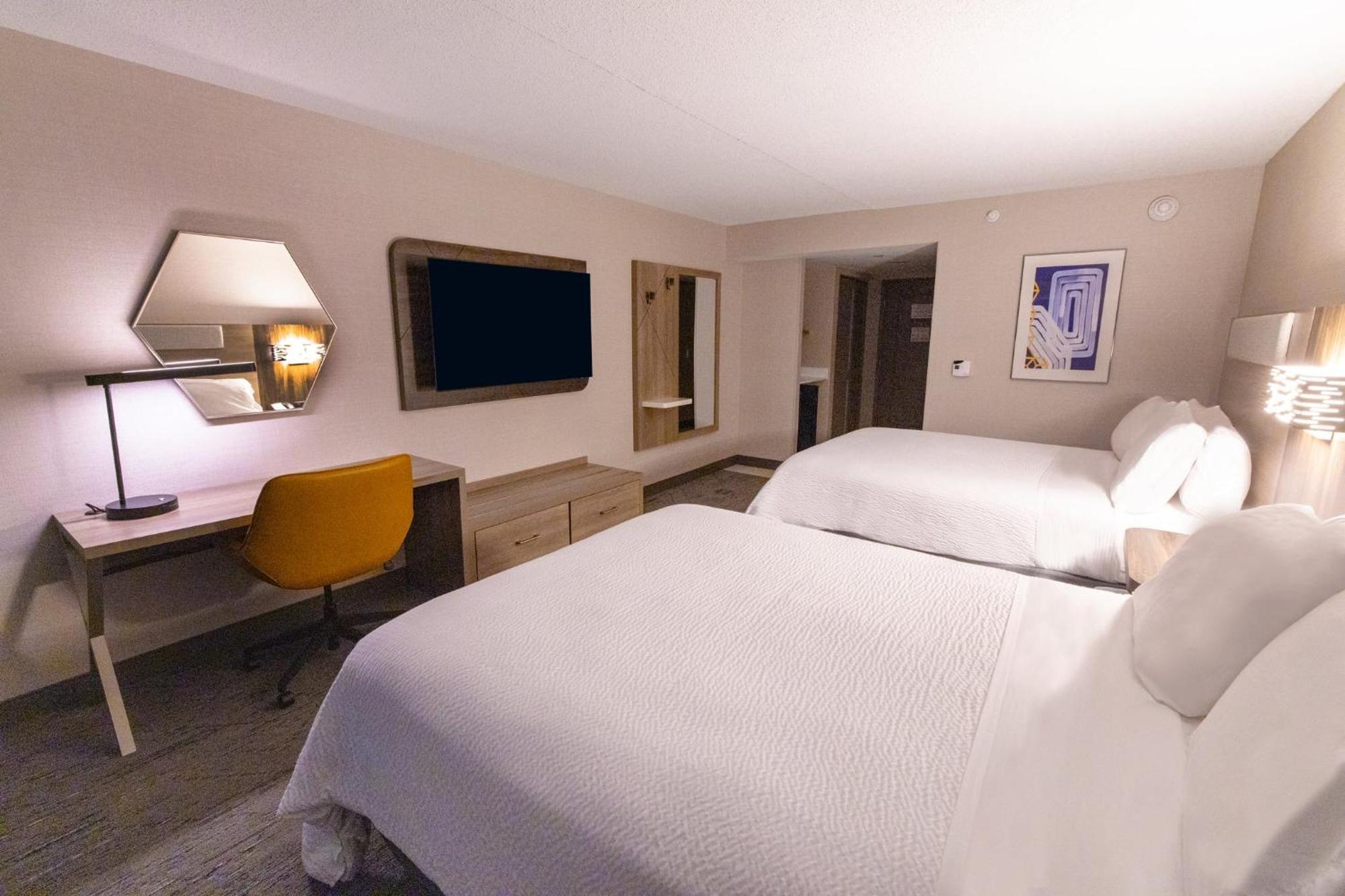 Holiday Inn Express - Neptune By Ihg Exterior foto